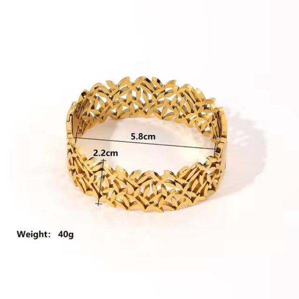 559D7E7B-D57D-482B-BD77-D47AB8F6FE12 Leaf Wide Bangle