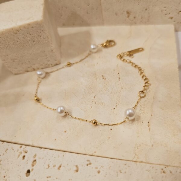 Pearl Minimalistic Bracelet