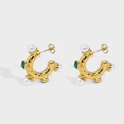 9E31C24B-440C-47F4-995B-E67E4EE41CDD Pearl Green Earring