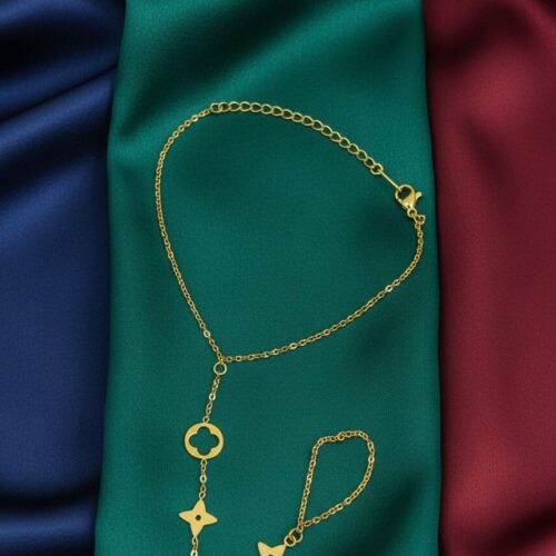 AA58B08F-E567-460F-8524-FB9475DA302D Star & Flower Anja