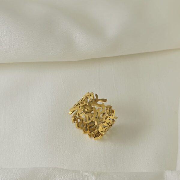 B3D556A4-1FB3-4F68-BA56-AD58D9679FEA Leaf Adjustable Ring