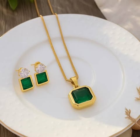 Green Stone Set