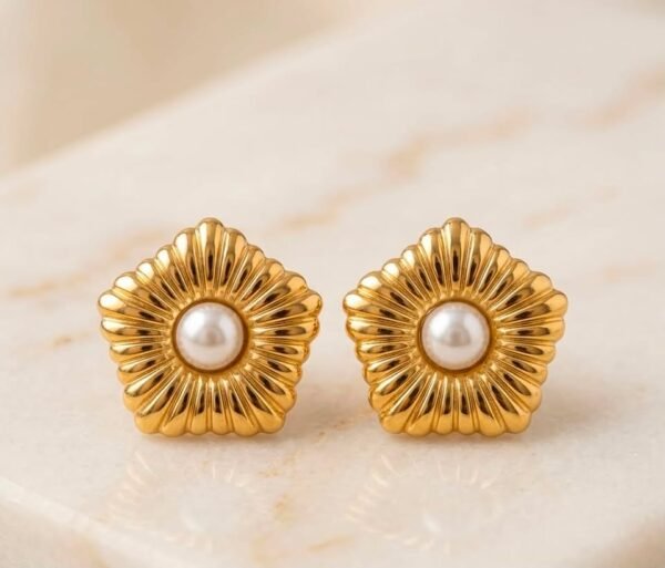 764975244_4525957264327792_8093770409166997397_n 18k Gold Plated Earring