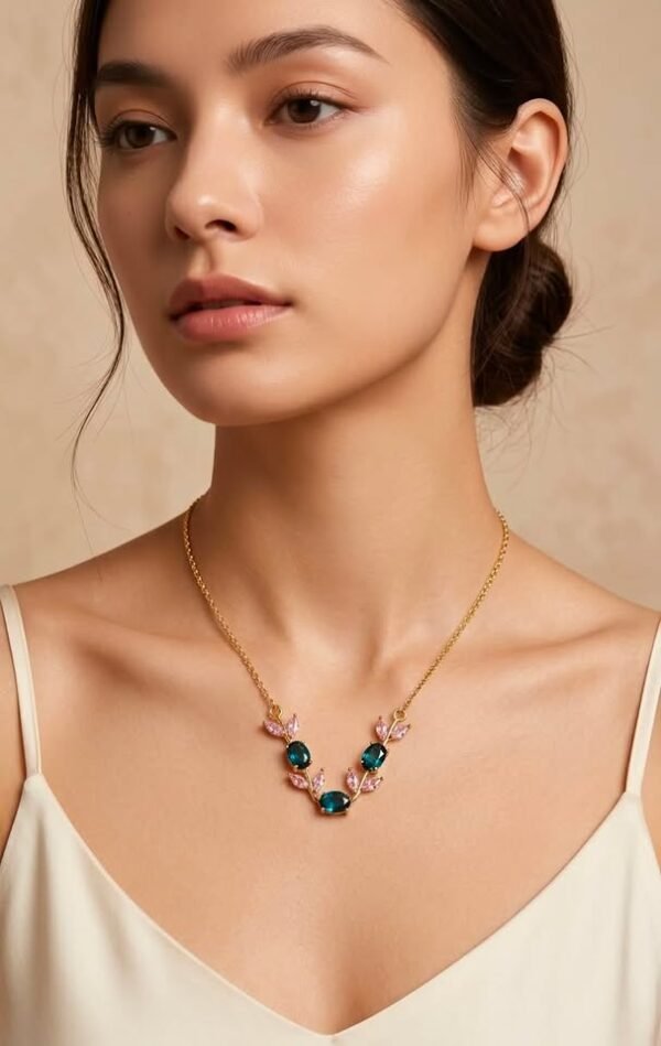 Tulip Chain – Elegant & Timeless Design
